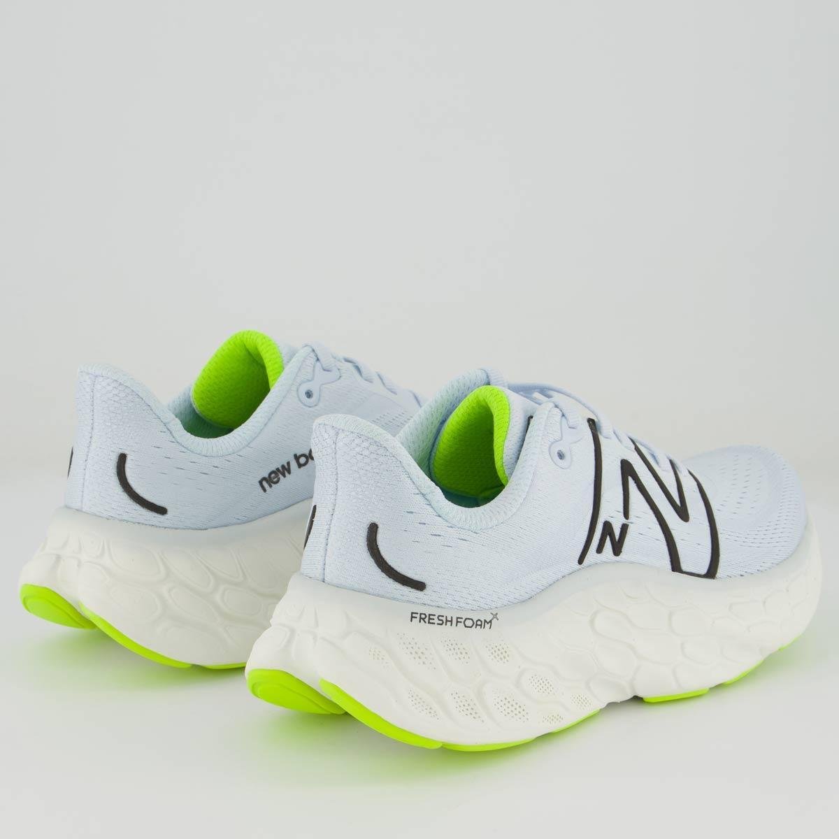 Tênis New Balance Fresh Foam X More V4 Feminino - Azul Claro