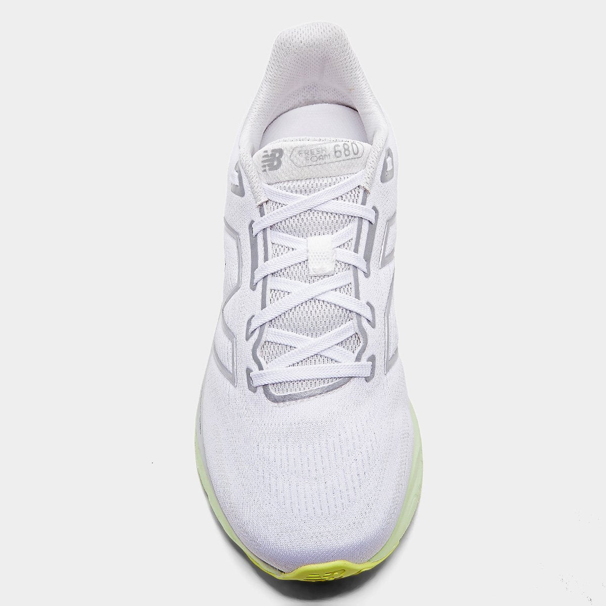 Tênis New Balance Fresh Foam 680 V8 - Off White