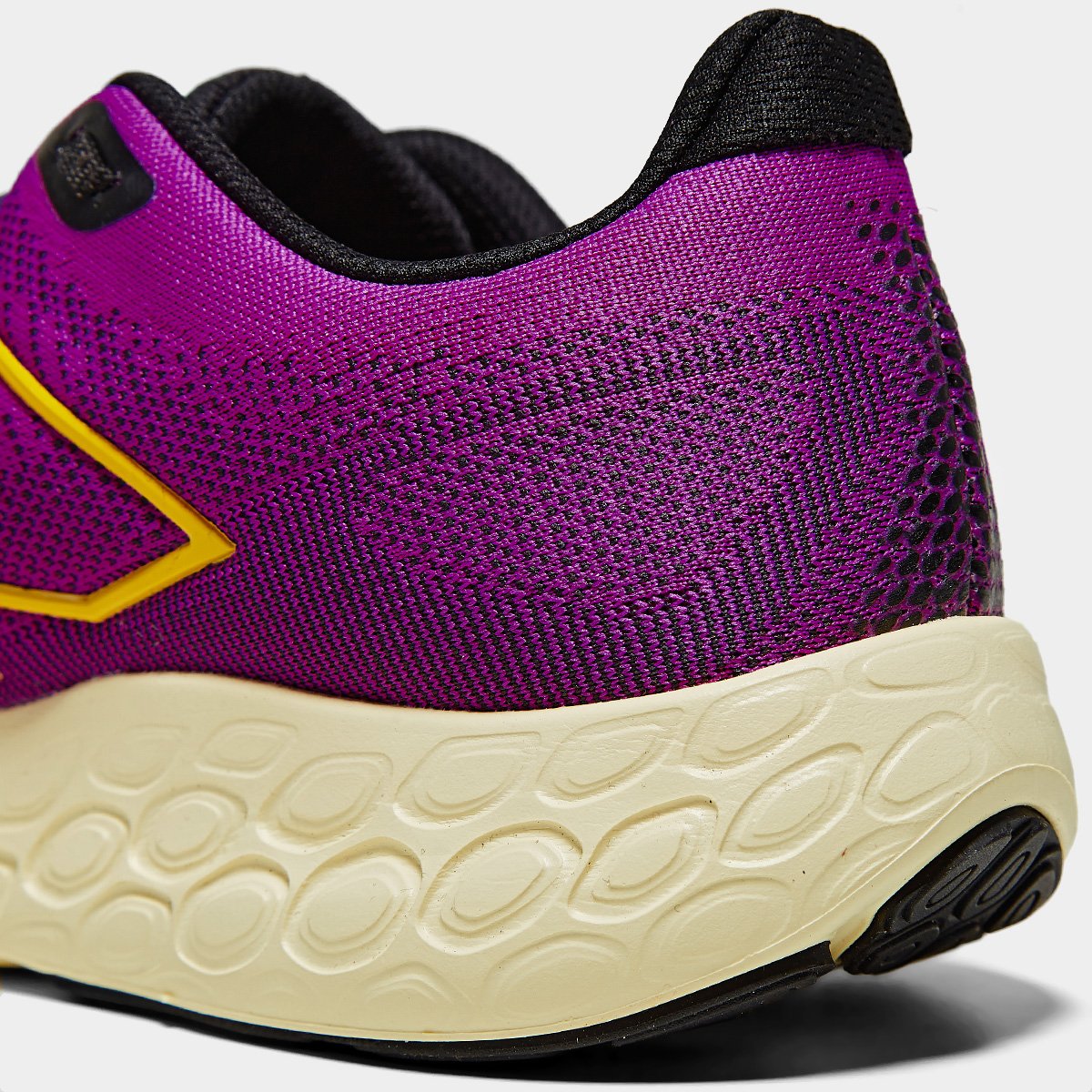 Tênis New Balance Fresh Foam 680 V8 Feminino - Violeta+Amarelo