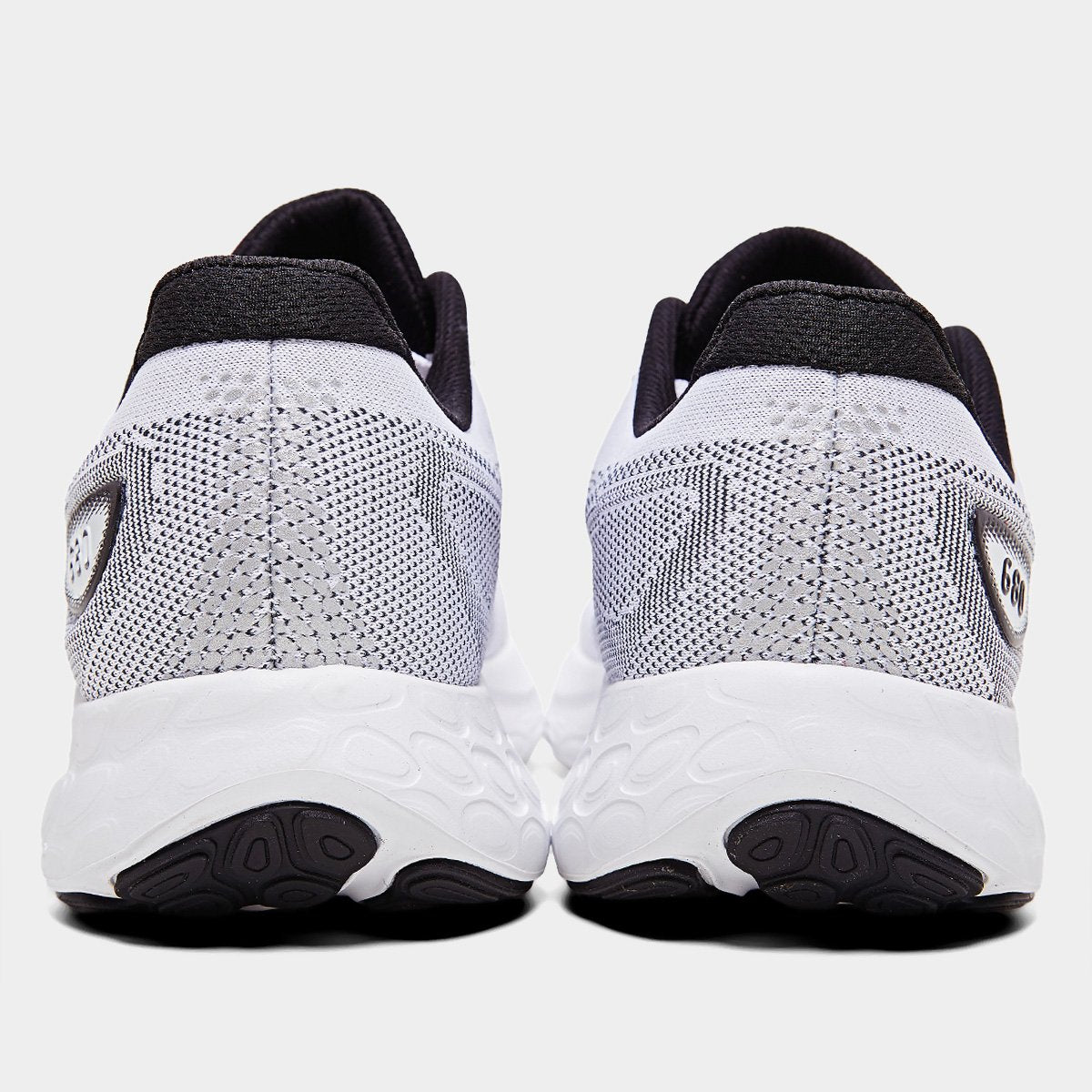 Tênis New Balance Fresh Foam 680 V8 Masculino - Branco+Vermelho