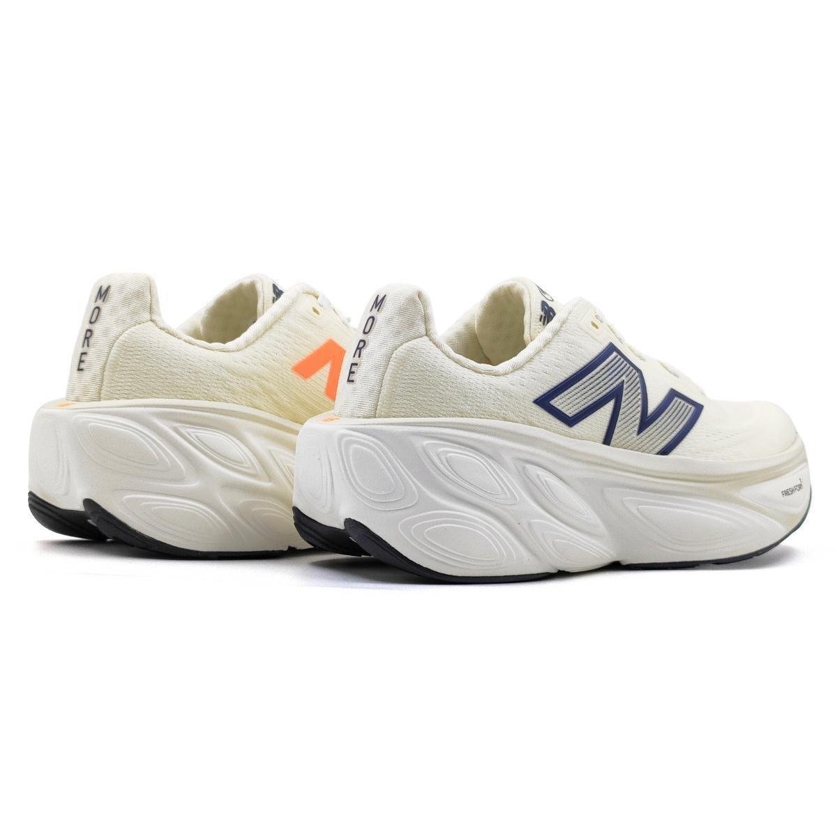 Tênis New Balance Fresh Foam X More V5 Feminino - Bege+Azul