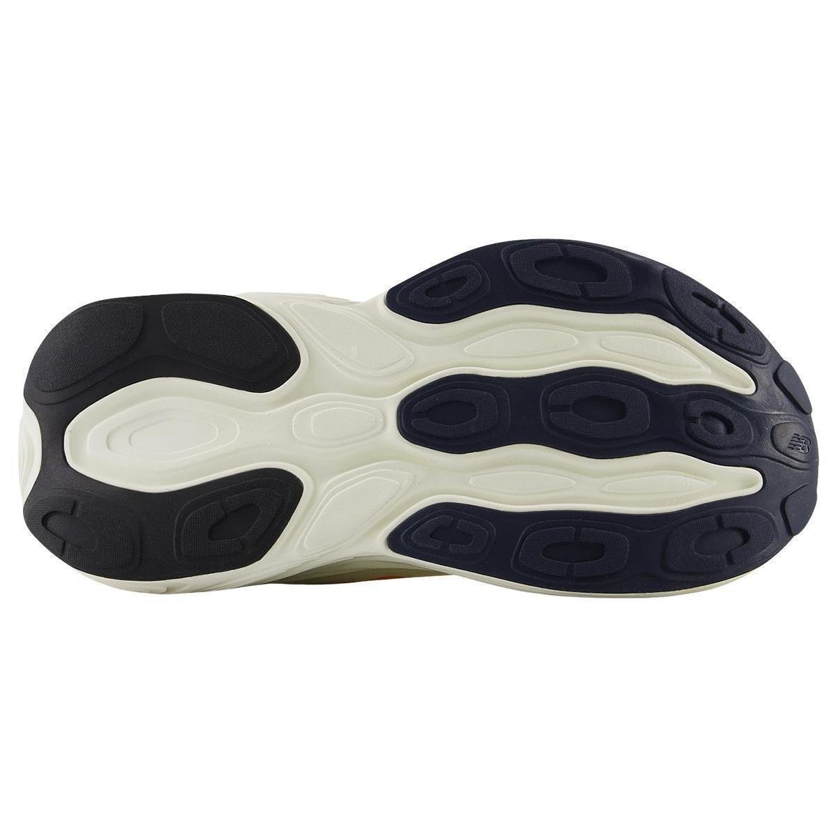 Tênis de Corrida New Balance More V5 Feminino - Bege