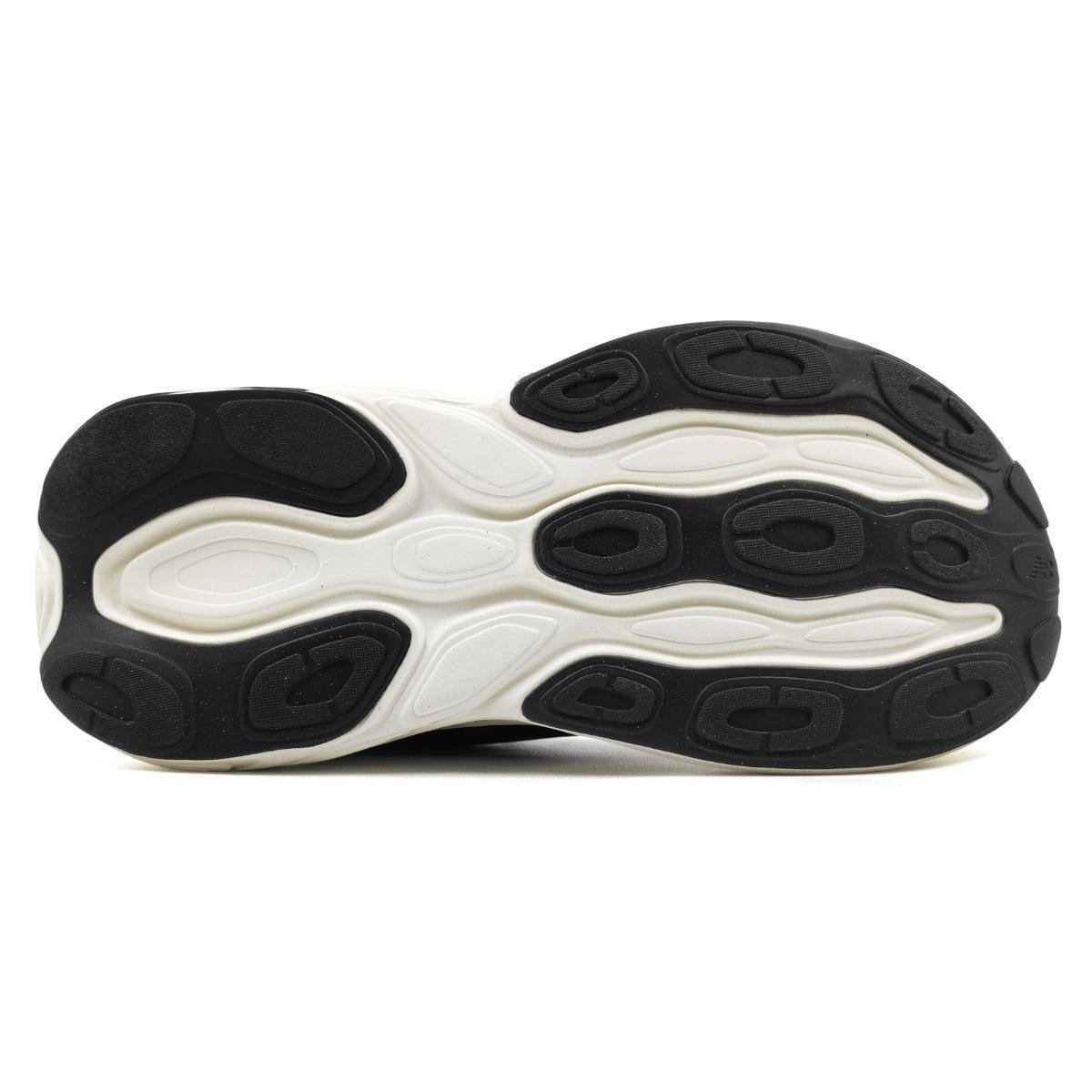 Tênis New Balance Fresh Foam X More V5 - Preto+Branco