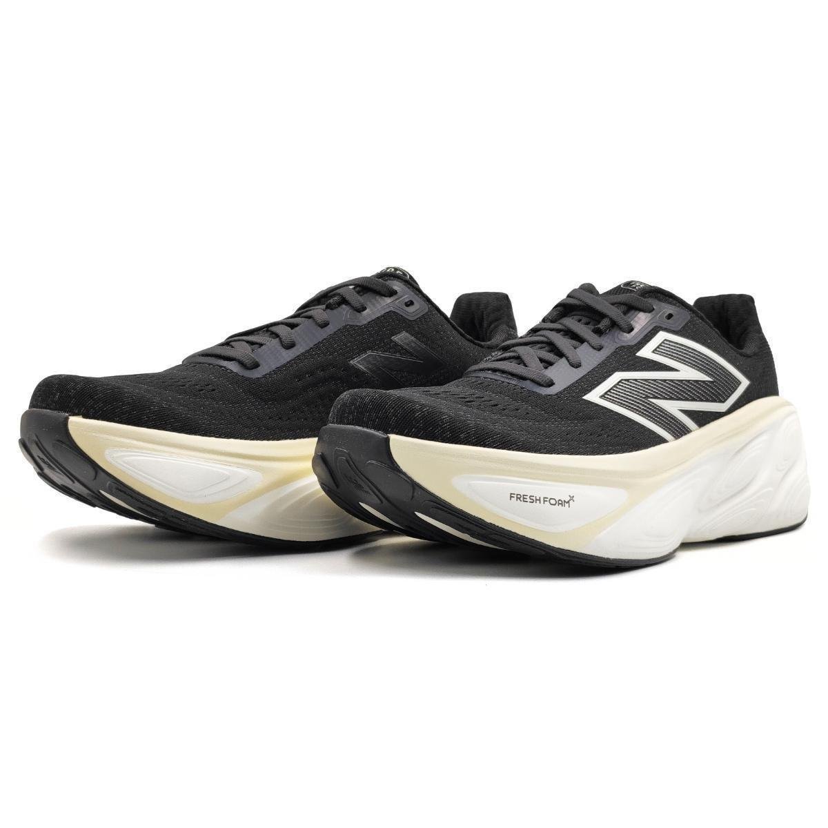 Tênis New Balance Fresh Foam X More V5 - Preto+Branco