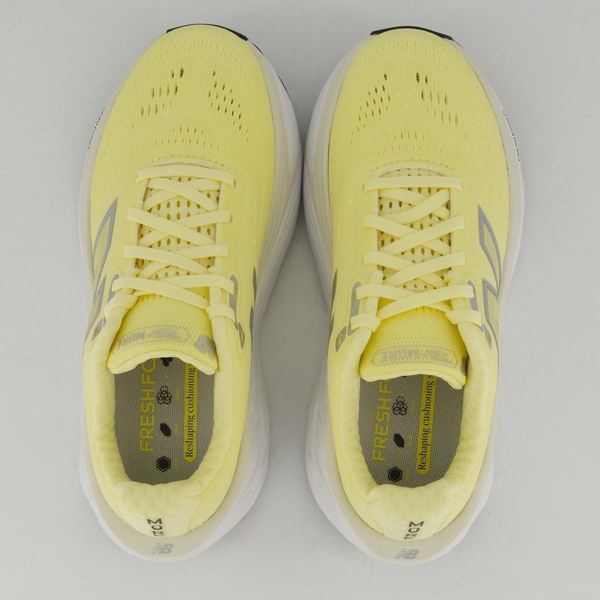 Tênis New Balance Fresh Foam X More V5 Feminino - Amarelo