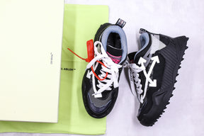 Off-White Odsy-1000 Black