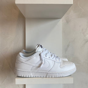 Nike Dunk Low Triple White (Pronta Entrega)