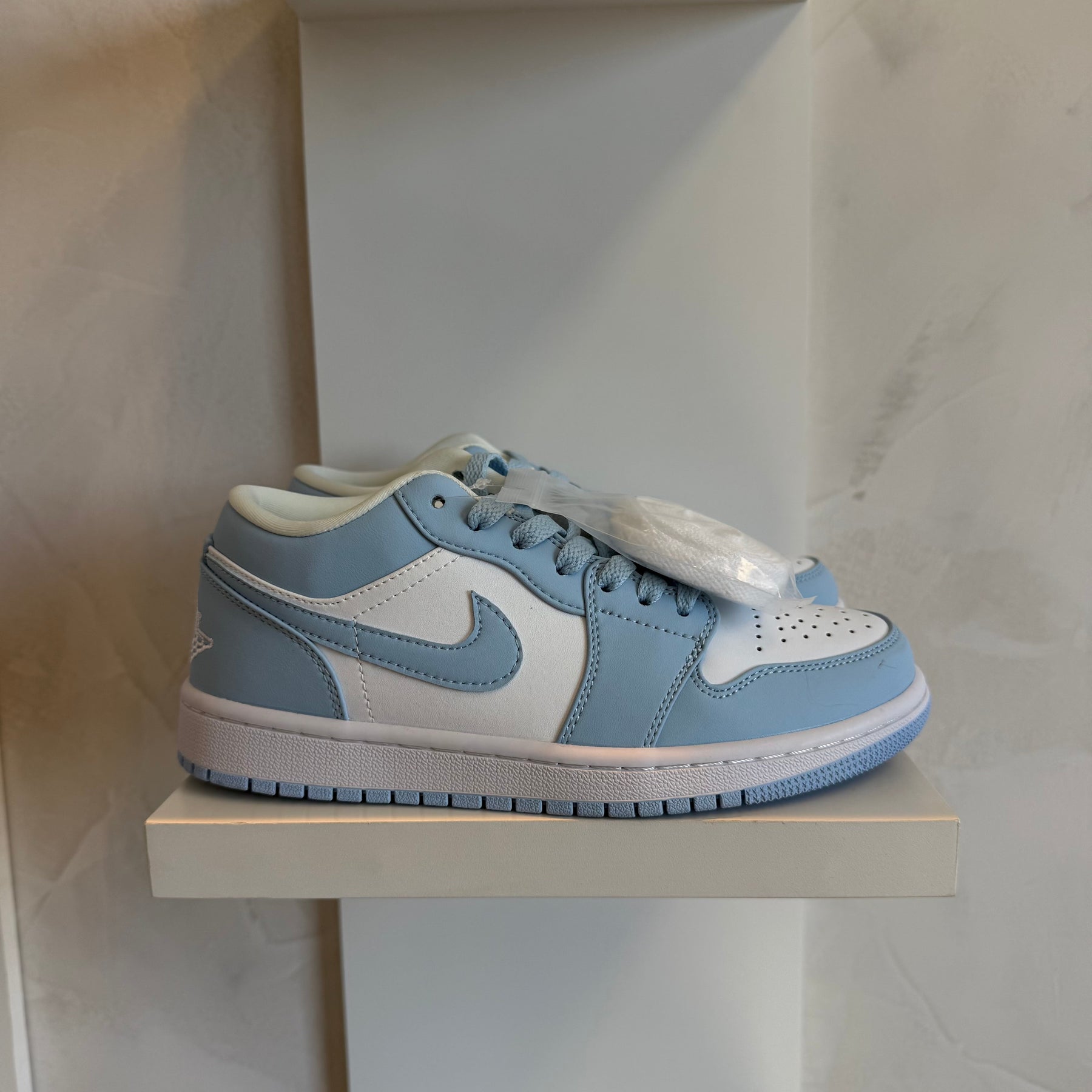 Jordan 1 Low Ice Blue (Pronta Entrega)