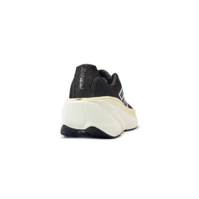 Tênis New Balance Masculino Fresh Foam X More V5 Corrida - Preto+Areia