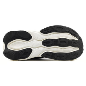 Tênis New Balance Fresh Foam X More V5 - Preto+Branco