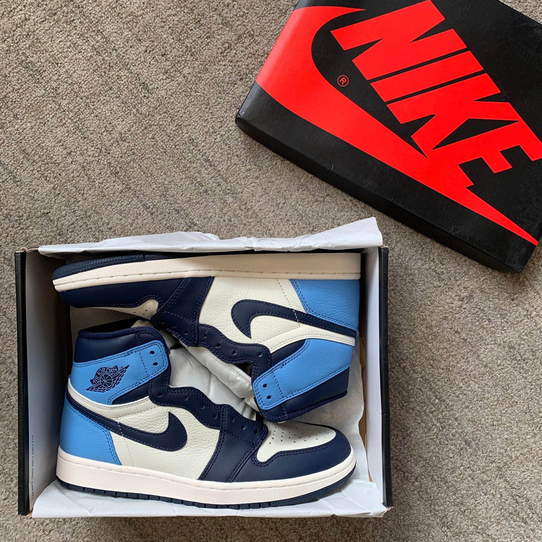 Jordan 1 Retro High Obsidian UNC (Pronta Entrega)