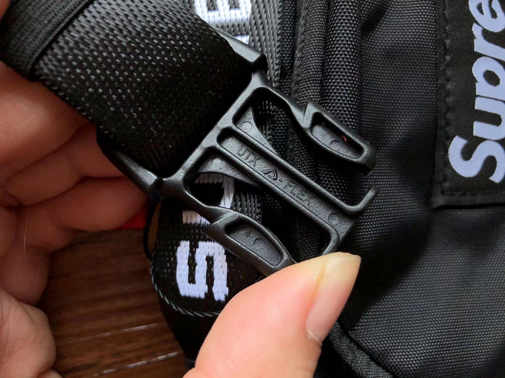 Supreme WaistBag Black