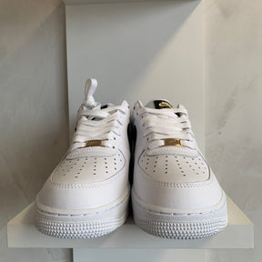 Nike Air Force 1 Essential White Black Gold (Pronta Entrega)