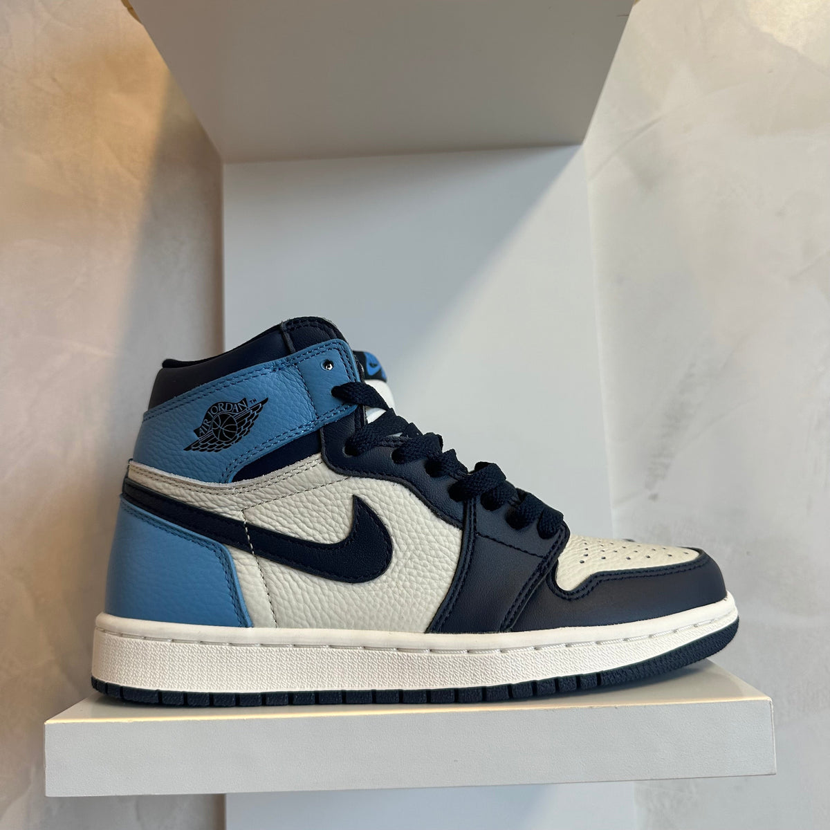 Jordan 1 Retro High Obsidian UNC (Pronta Entrega)