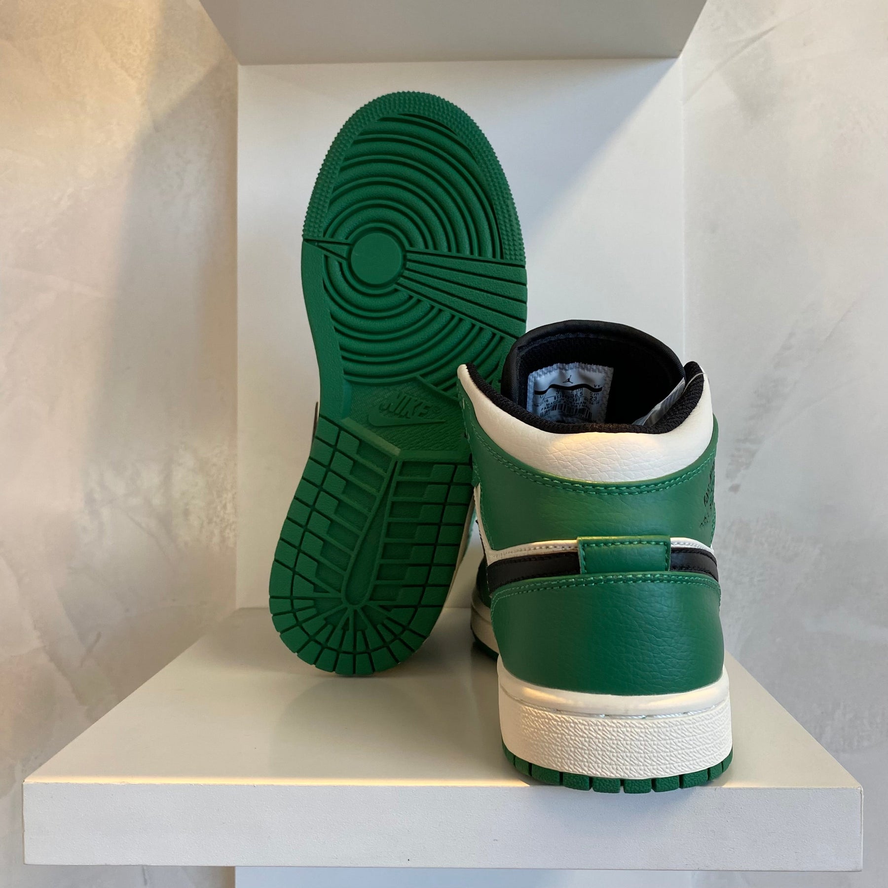 Jordan 1 Mid Pine Green (Pronta Entrega)