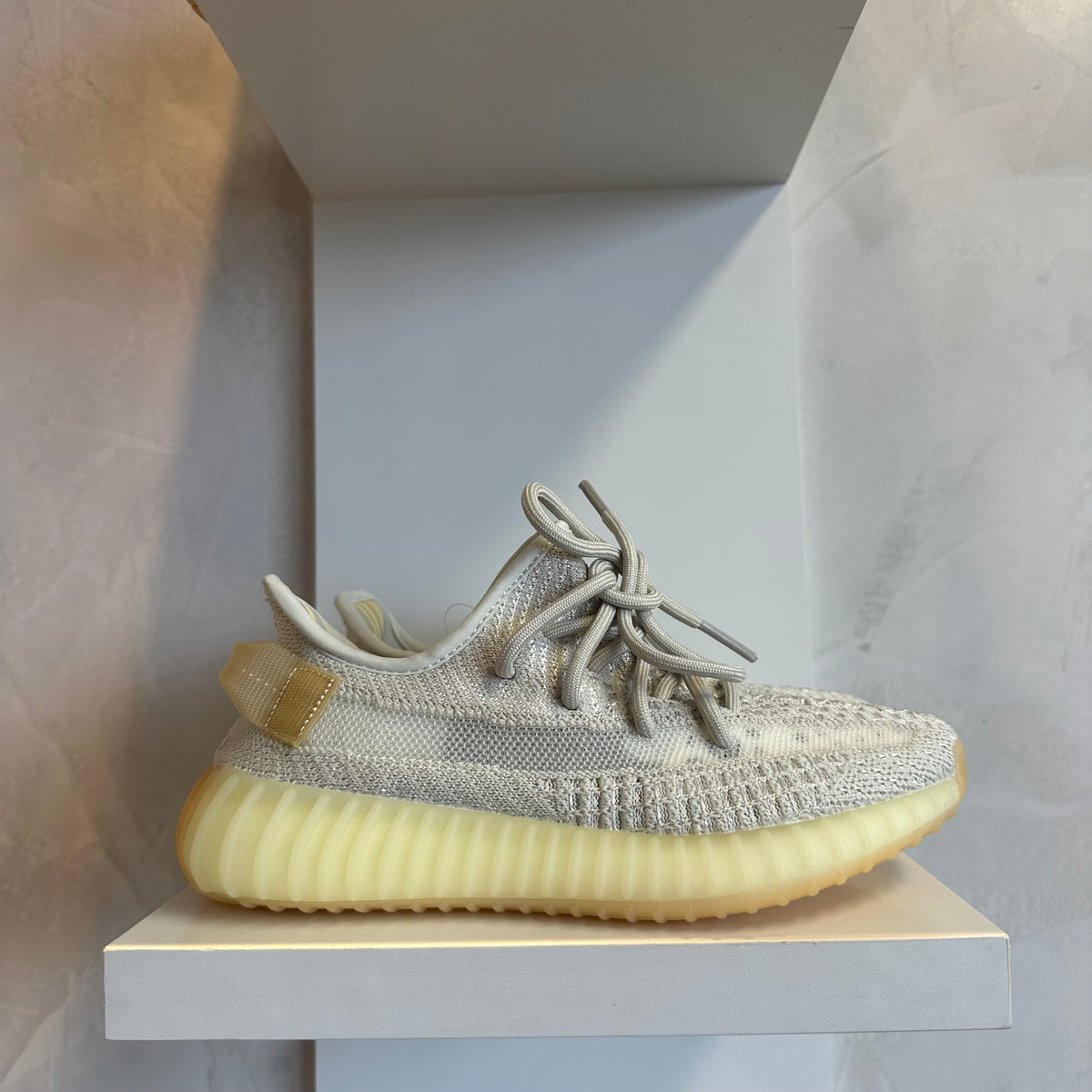 Adidas Yeezy Boost 350 V2 Light (Pronta Entrega)