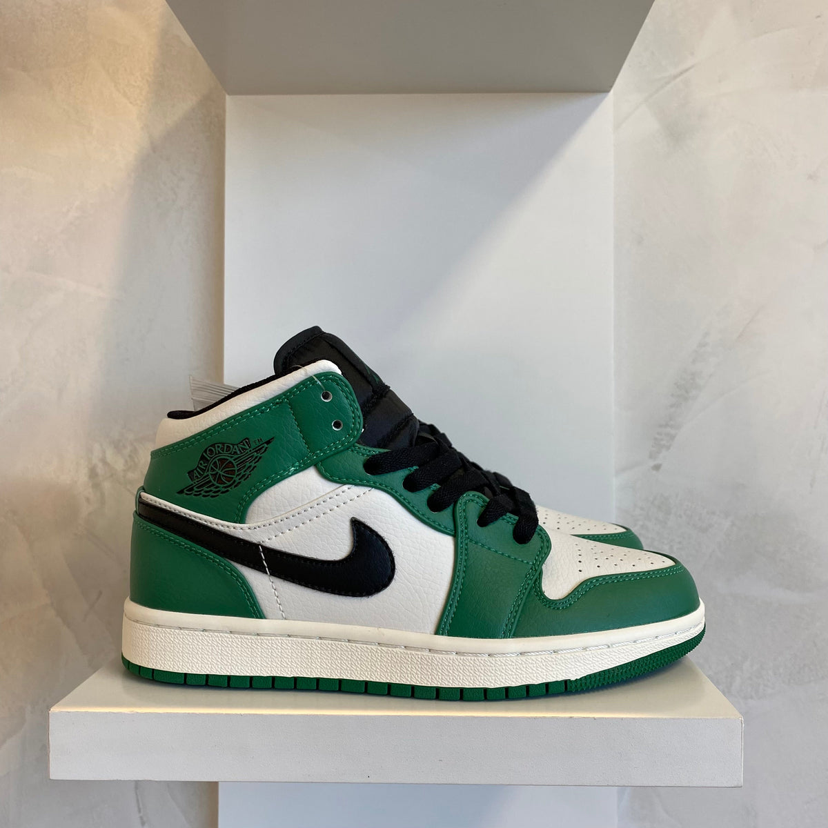 Jordan 1 Mid Pine Green (Pronta Entrega)