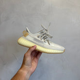 Adidas Yeezy Boost 350 V2 Light (Pronta Entrega)