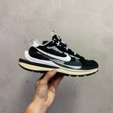 Nike Vaporwaffle Sacai Black White (Pronta Entrega)