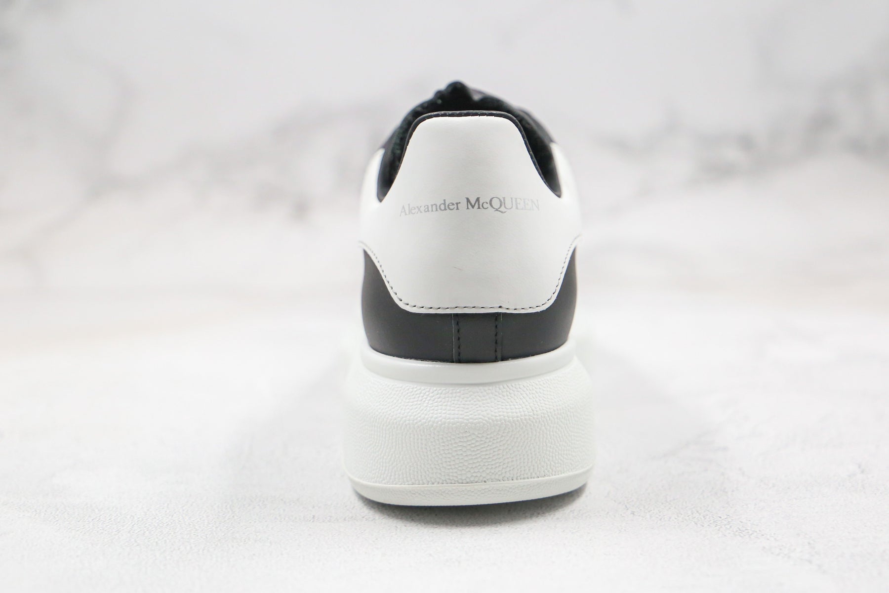 Alexander Mcqueen Oversized Black White