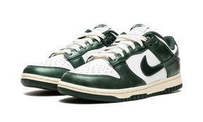 Nike Dunk Low Vintage Green (W)