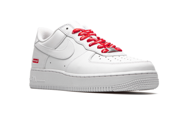 Nike Air Force 1 Low Supreme White