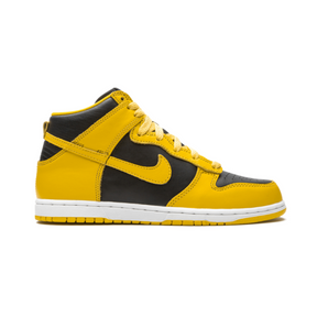 Nike Dunk High Varsity Maize