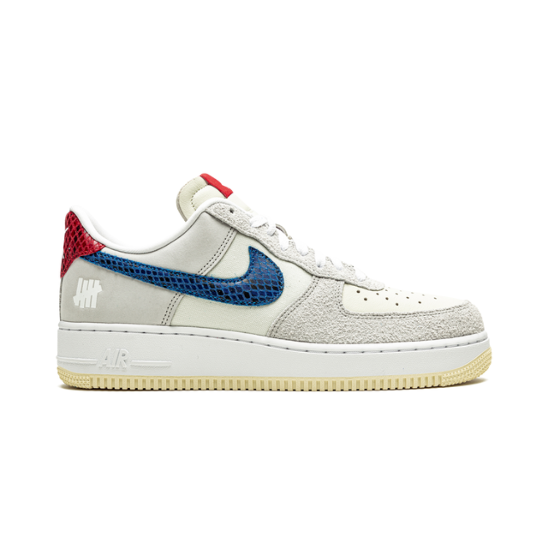 Nike Air Force 1 Low SP Undefeated 5 On It Dunk vs. AF1