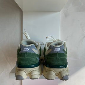 New Balance 9060 Nori (Pronta Entrega)