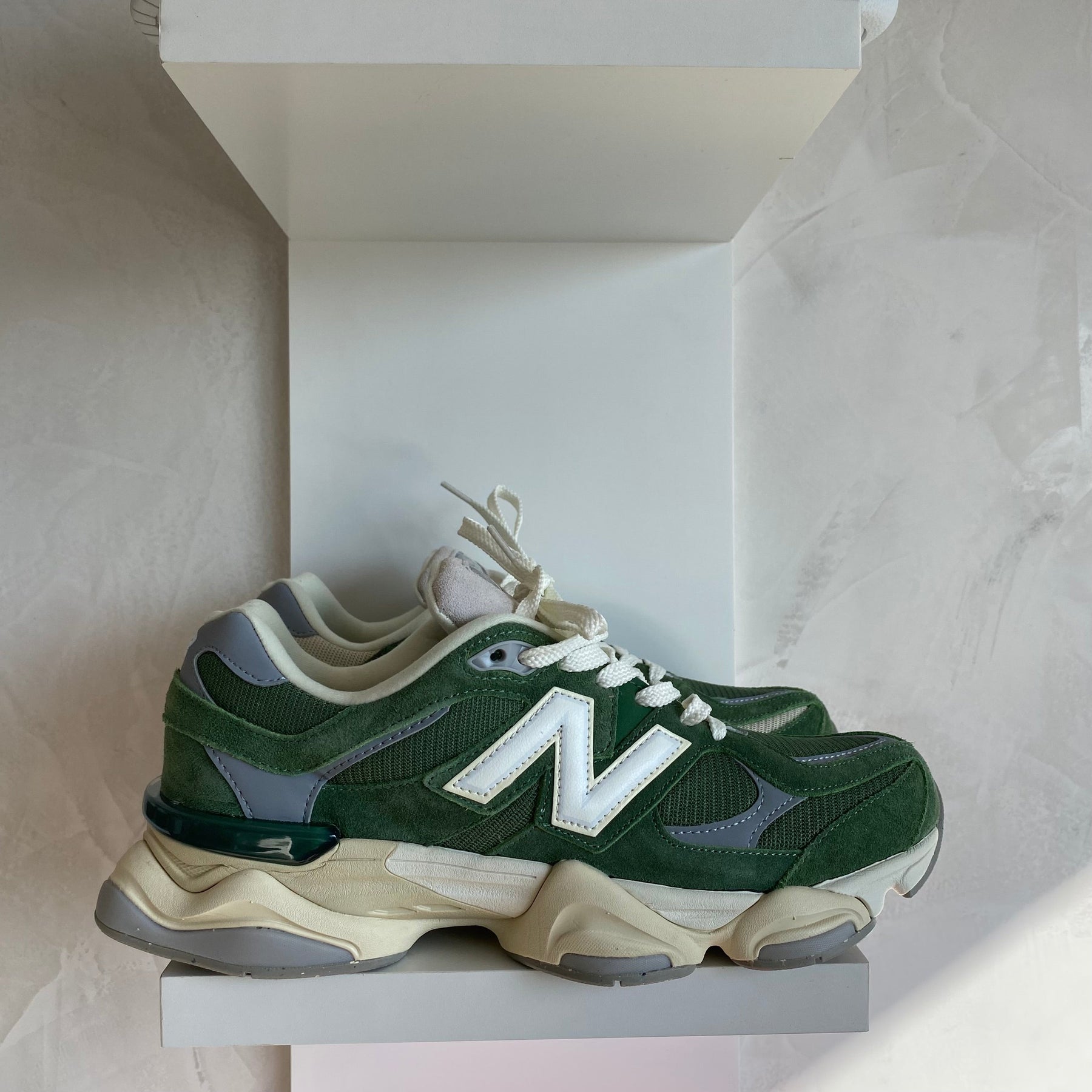 New Balance 9060 Nori (Pronta Entrega)