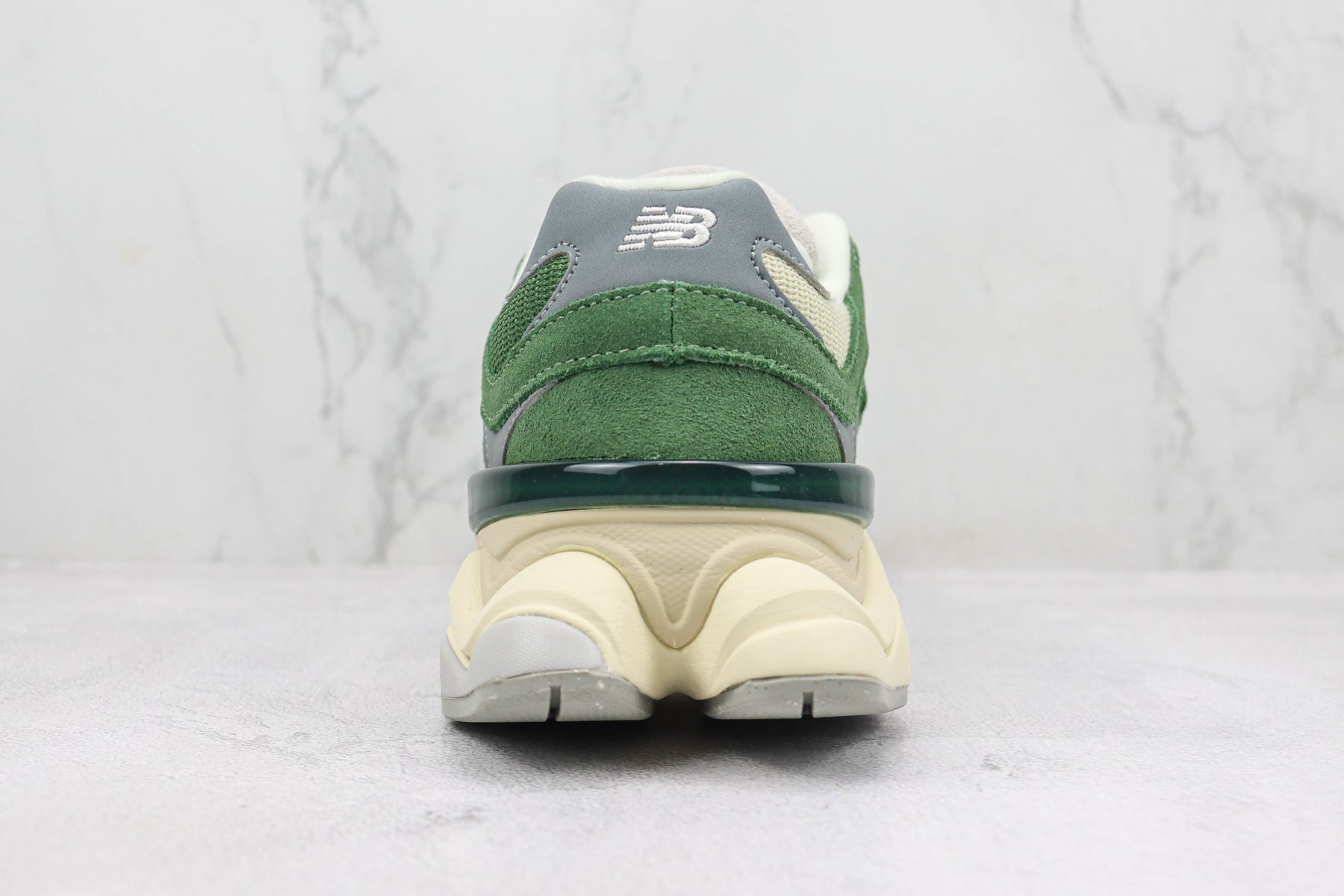 New Balance 9060 Nori