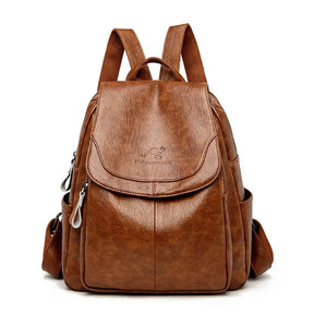 Mochila de Couro Legítimo Feminina - Bella