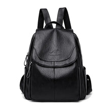 Mochila de Couro Legítimo Feminina - Bella