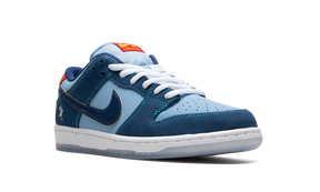 Nike SB Dunk Low The Predatory Bird