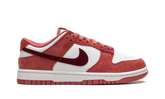 Nike Dunk Low Valentine's Day (2024)