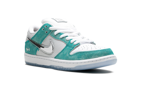 Nike SB Dunk Low April Skateboards