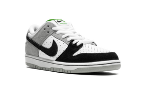 Nike SB Dunk Low Chlorophyll