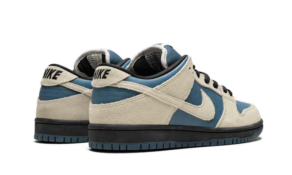 Nike Dunk SB Low Light Cream Thunderstorm