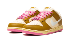 Nike Dunk Bronzine Pink