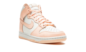 Nike Dunk High Crimson Tint