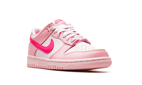 Nike Dunk Low Triple Pink (Barbie)