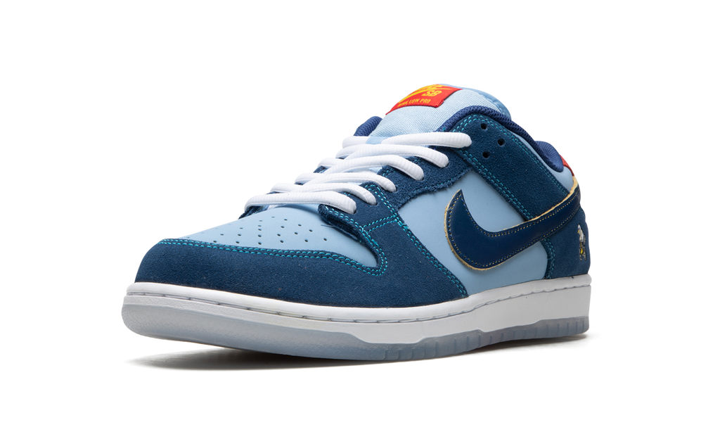 Nike SB Dunk Low The Predatory Bird