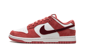 Nike SB Dunk Low ‘Valentines Day’ (2024)