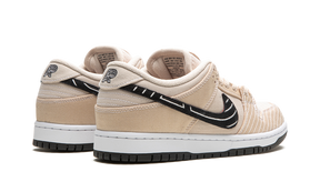 Nike SB Dunk Low Albino & Preto 'Jiu-Jitsu'