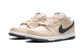 Nike SB Dunk Low Albino & Preto 'Jiu-Jitsu'