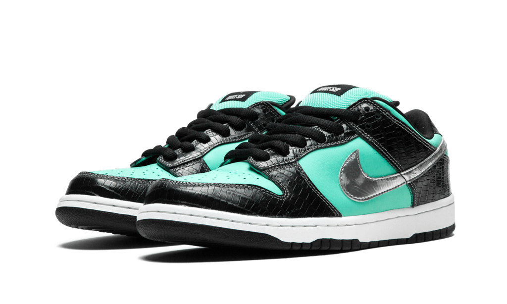 Nike Dunk Low Diamond Supply Co.